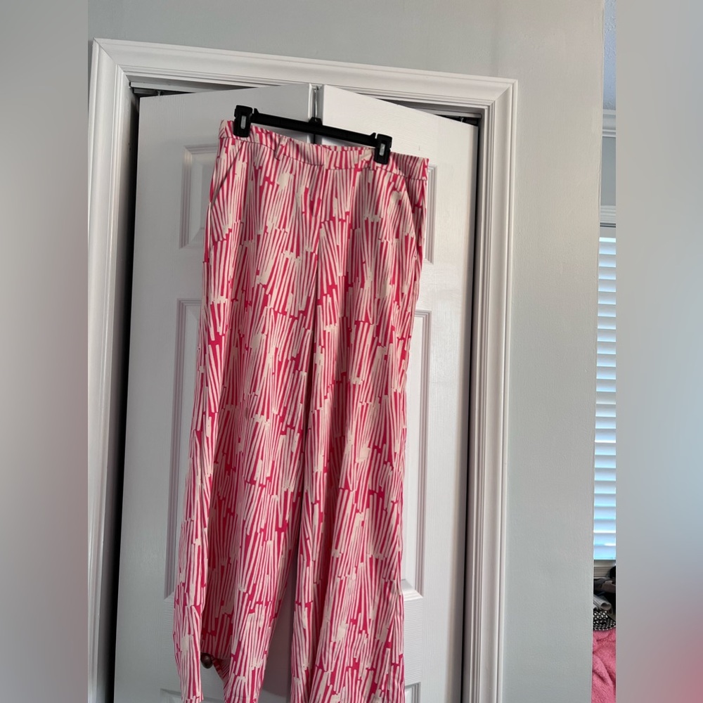 Wide Leg pink bamboo pattern pants